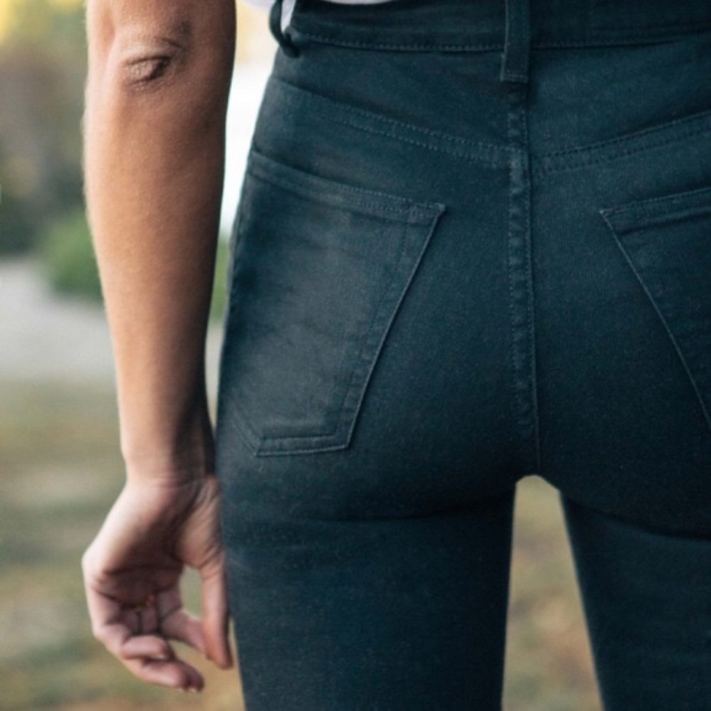 Imogene and Willie Black Elizabeth Jeans 30